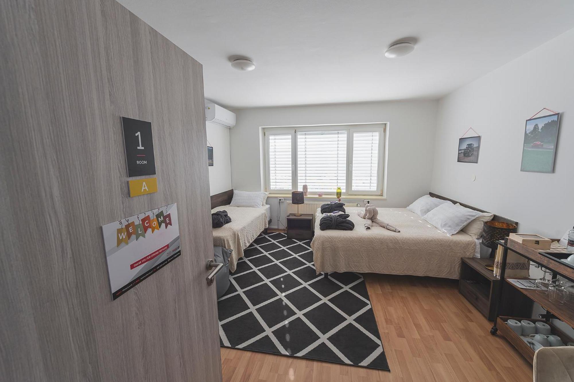 Do Avta Rooms Λιουμπλιάνα Εξωτερικό φωτογραφία